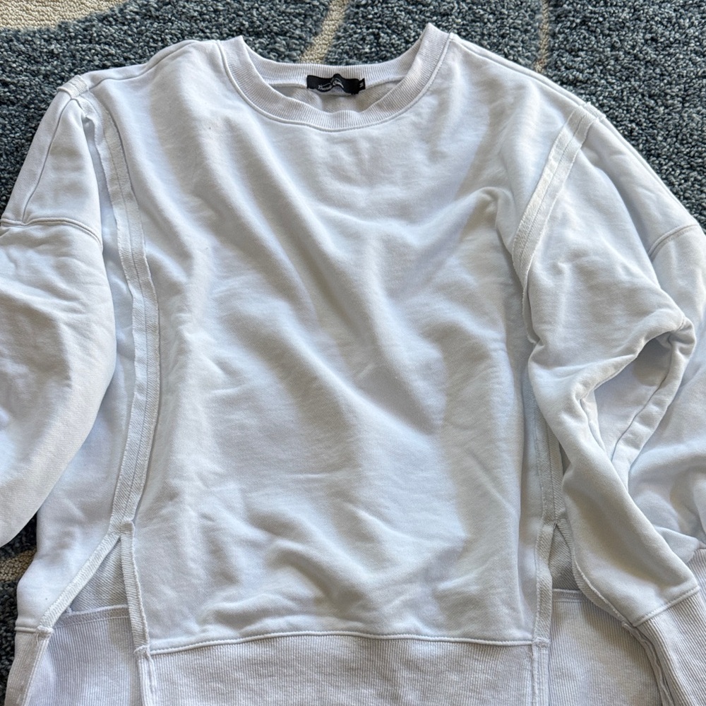 Gently Worn.. French Terry White Crewneck Sweater by Trendy Queen